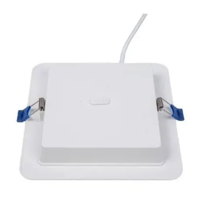 downlight cuadrado 9w | 720lm selector 3 temperaturas + sobrepared elbat