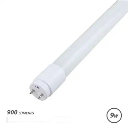 Lámpara LED de 900 lúmenes y 9W, ahorro energético para iluminación eficiente en Canarias.