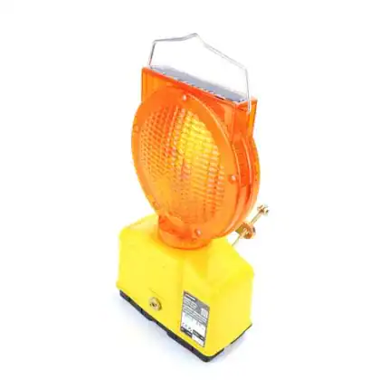 Señal de advertencia luminosa naranja y amarilla para seguridad y señalización en obras y emergencia.