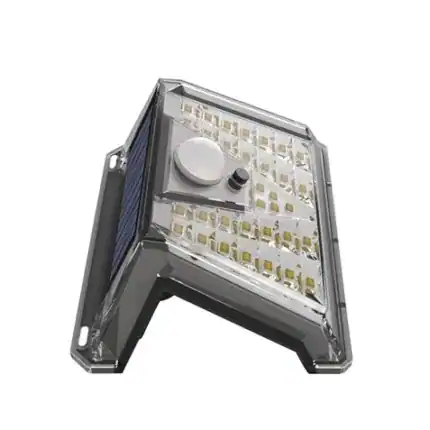 Lámpara LED solar con paneles solares y sensor de movimiento para exteriores.